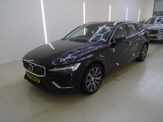 Volvo V60 - 2.0 T6 Plug-in hybrid AWD Core Bright