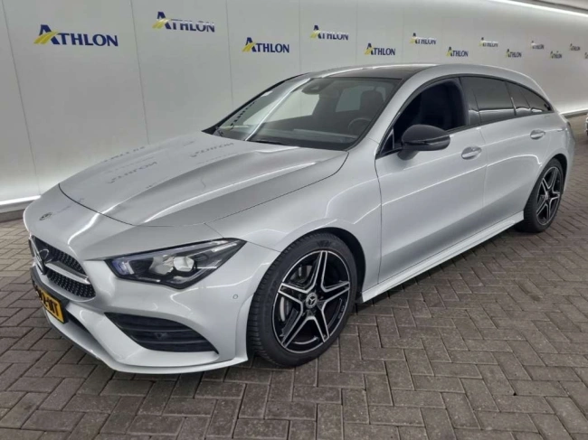 Mercedes-Benz CLA 180 - 180 AMG Line Automaat Pano