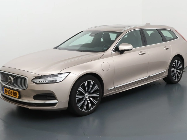 Volvo V90 - 2.0 T6 Plug-in hybrid AWD Ultimate Bright