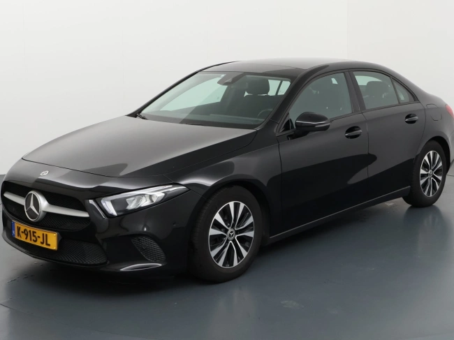 Mercedes-Benz A 180 - 180 Business Solution Automaat Pano