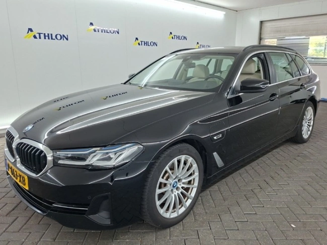 BMW 530 - 530e Business Edition Plus Pano